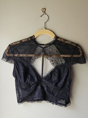 XL Victorias Secret Black Lace Crop Top